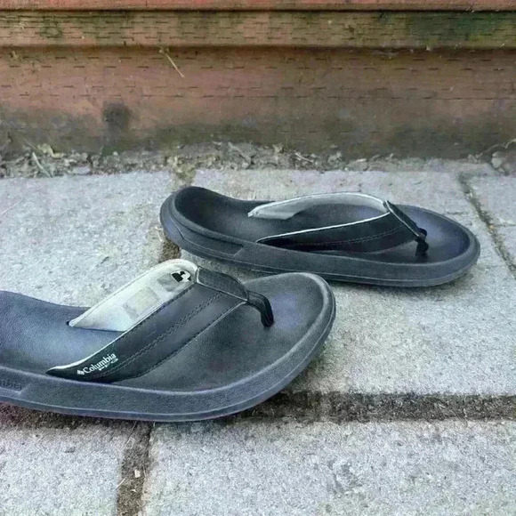 Columbia black thongs size 7 - Picture 3 of 4